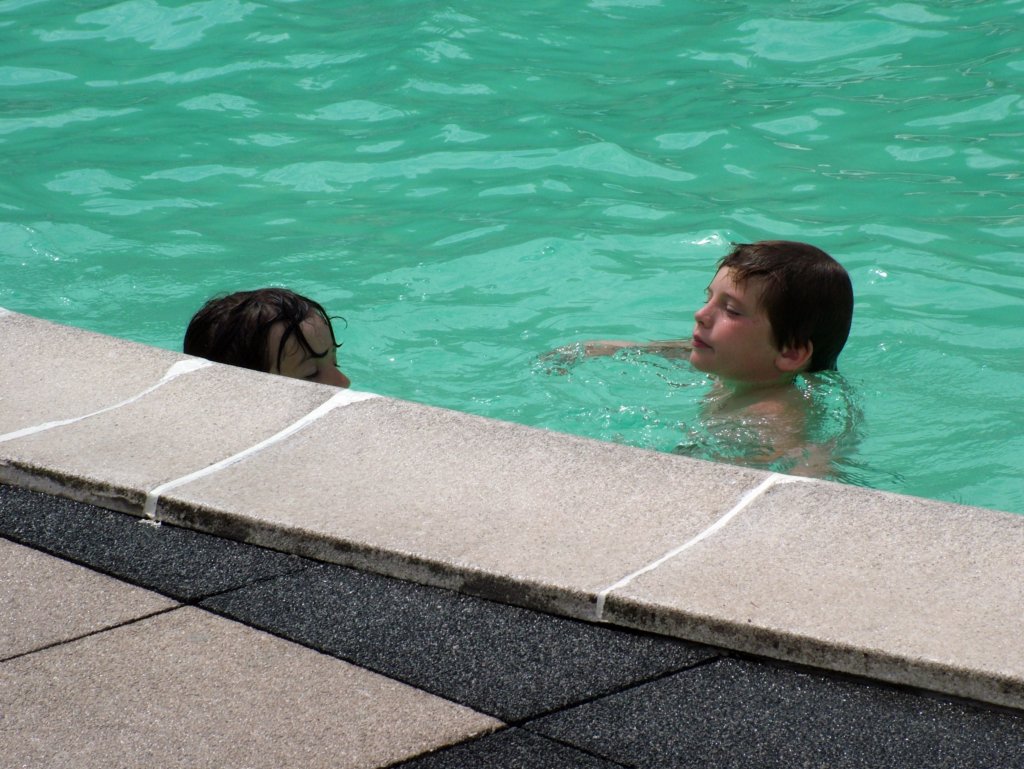 inpiscina3.jpg