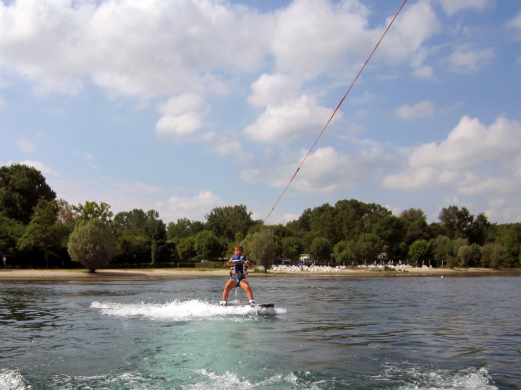 wakeboard24.jpg