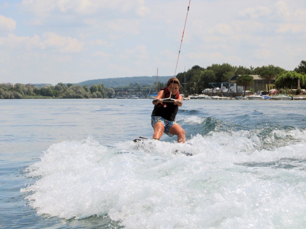 wakeboard75.jpg