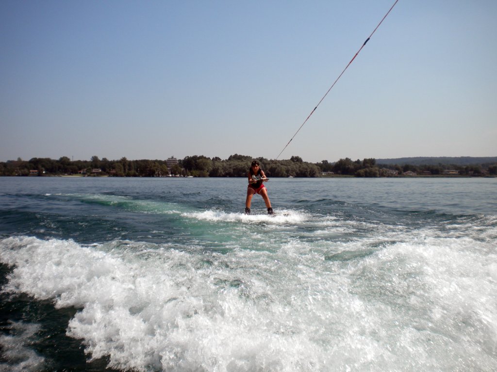 wakeboard64.jpg