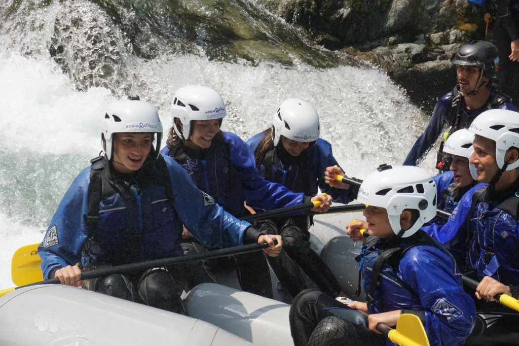 rafting121.jpg