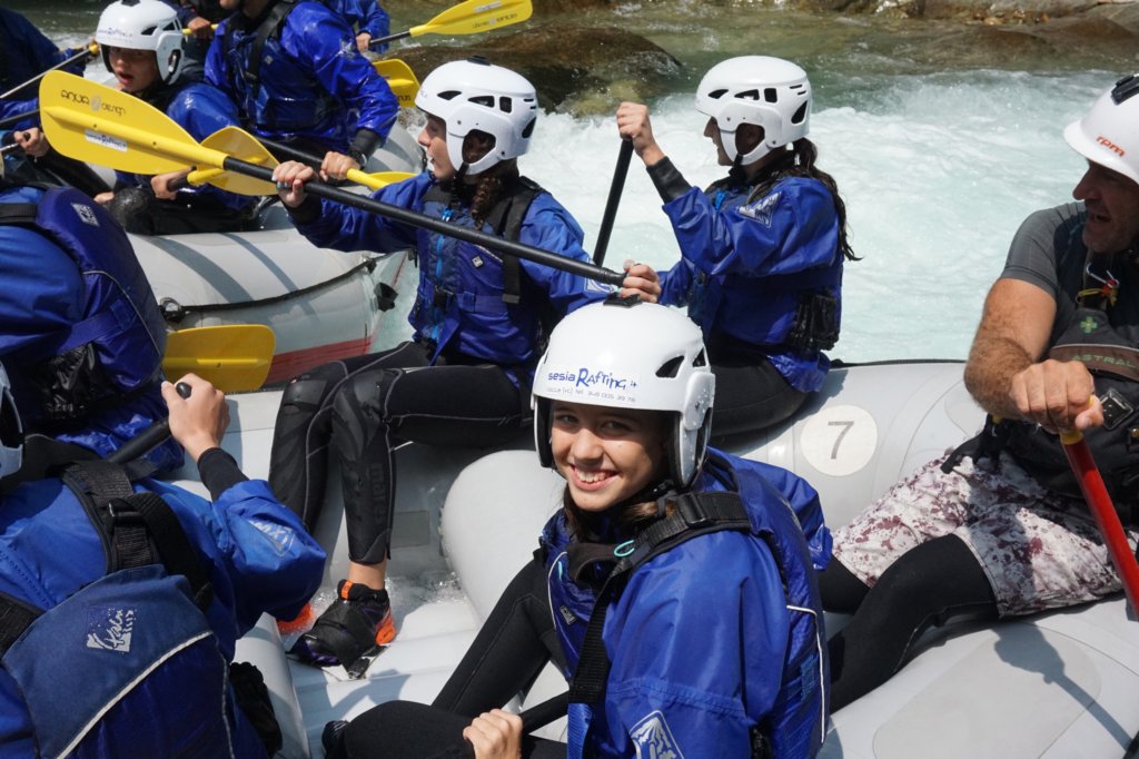 rafting131.jpg