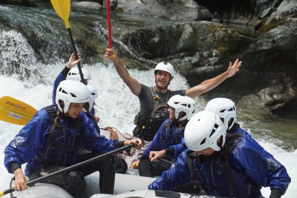 rafting140.jpg